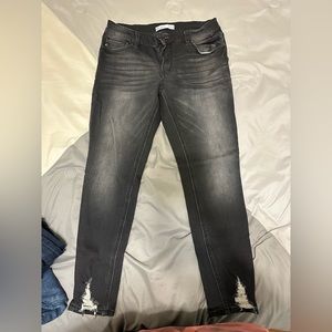 KanCan 30 crop skinny